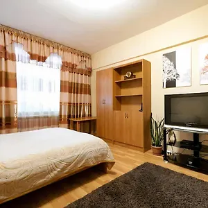 Apartment Nadezhda On Zhibek Zholy Avenue 33, Almaty